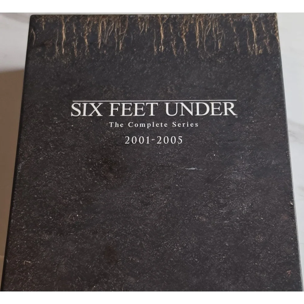 HBO Six Feet Under Complete Series 2001-2005 DVD Box Set w/Bonus Features - Picture 1 of 4